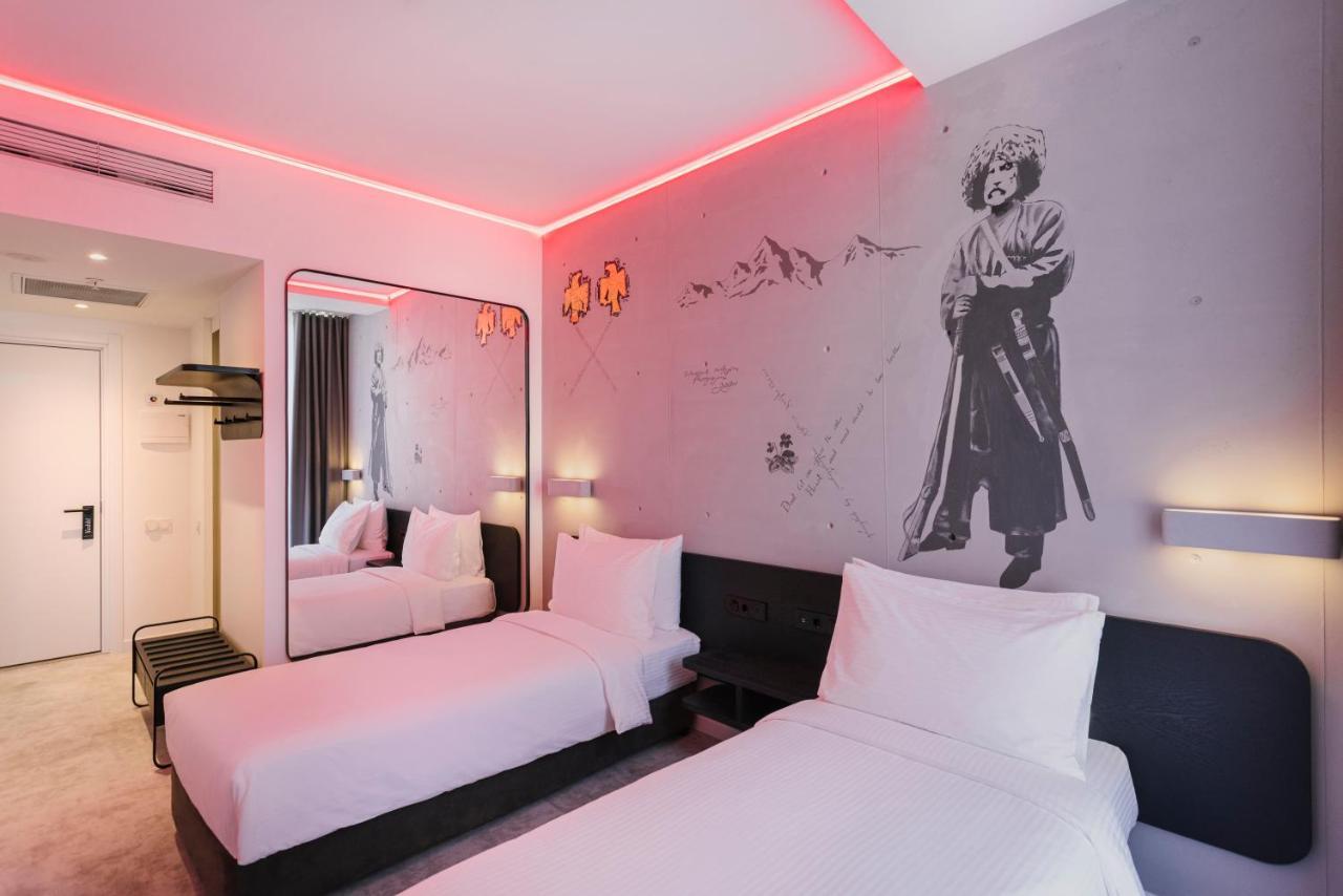 Hotel Golden Tulip Design Tbilisi Exterior foto