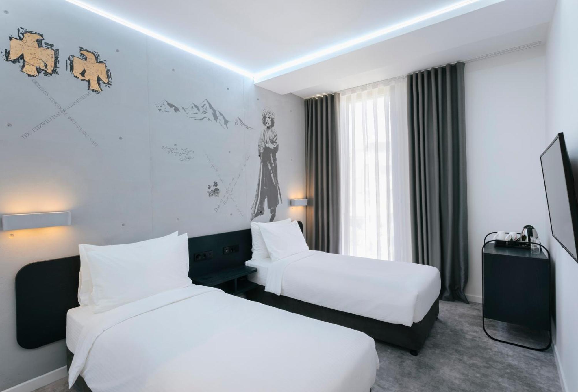 Hotel Golden Tulip Design Tbilisi Exterior foto
